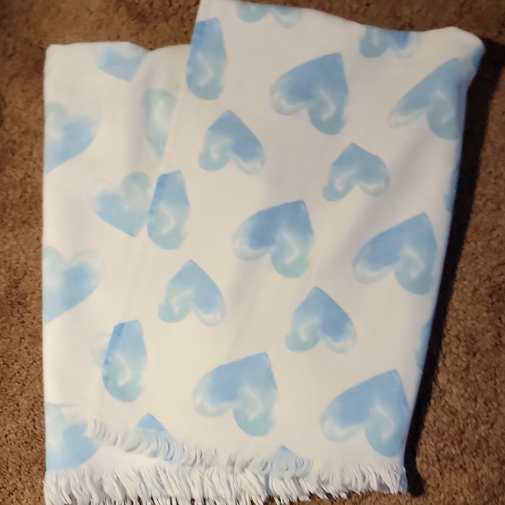 Blue Heart Patterned Hand Towels